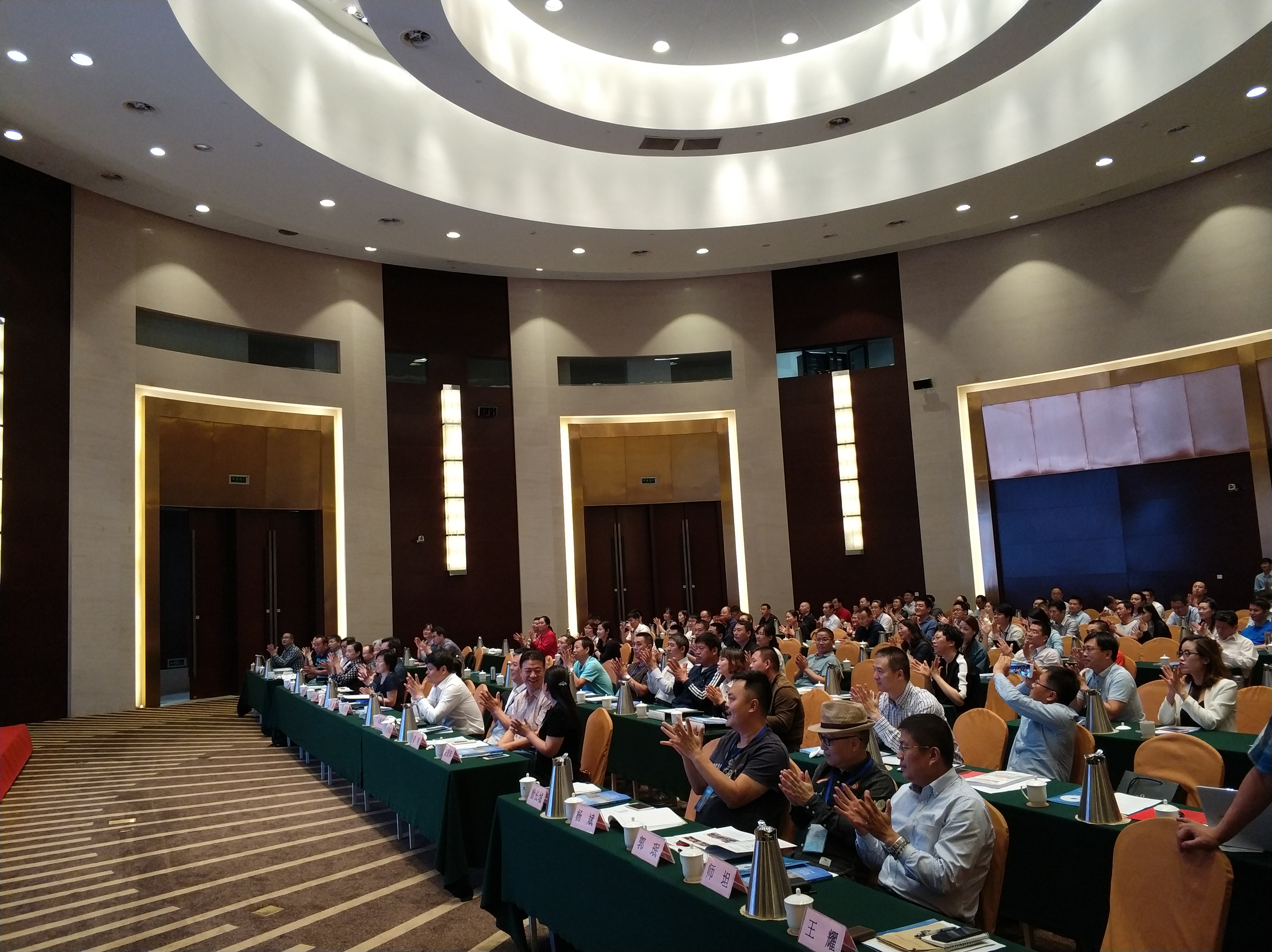 哪些学校有针织技术与针织服装专业-开设技术与服装专业的大学名单一览表(图1)